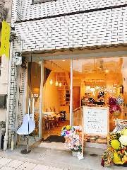 親子カフェ Laugh Rough Laugh