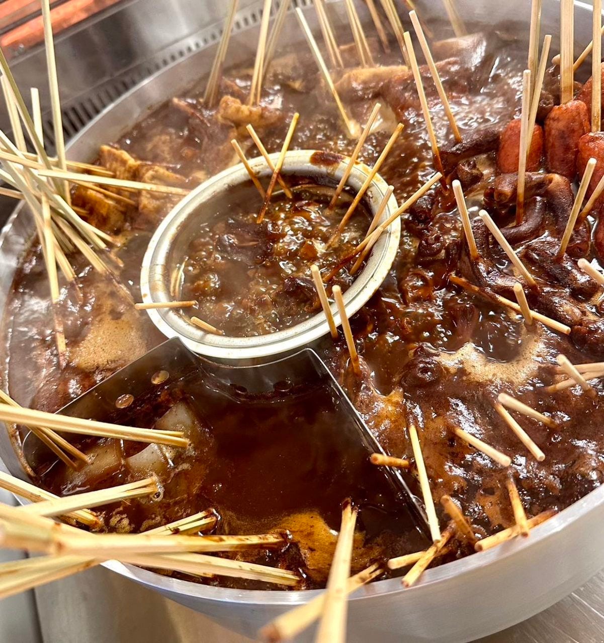 どて煮のエスカ店