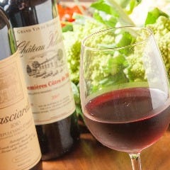 飲み放題は1,280円よりご用意しております。