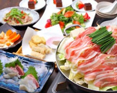 白味噌の豆乳もち豚鍋コース クリーミーなダシが絶品！！