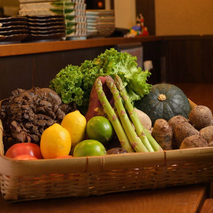 野菜は地元産のものを中心に仕入れ、野菜の鮮度にもこだわる