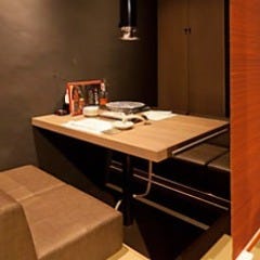 ゆったり個室 六本木の焼肉でおすすめ 人気の完全個室 ソファー席など ぐるなび