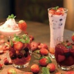 ベリー系のいろいろなカクテル