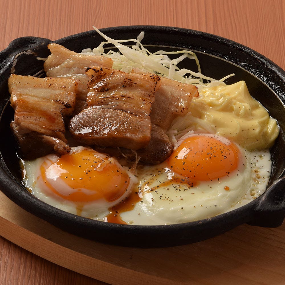 チャーシューエッグ定食の詳細 Nijyu Maru にじゅうまる 新横浜アリーナ通りビル店 新横浜 居酒屋 ぐるなび