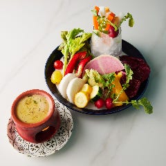 氷山バーニャカウダー 自家製ソース添え