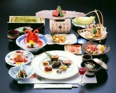 日本料理 豊魚亭
