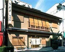 下町の味、どぜう料理専門店