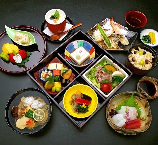 美々卯 箕面店 コース 松花堂弁当 6 0円 ぐるなび 美々卯 箕面店 コース 松花堂弁当 6 0円 ぐるなび