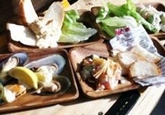 かき小屋ランドリー 裏なんば本店 なんば 難波 居酒屋 ぐるなび