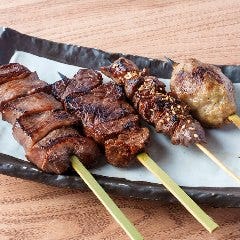 お酒に合う！特製の串焼きもご用意しております。