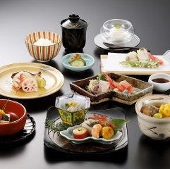 昼会席 侘助‐わびすけ‐〈全9品〉ランチ・観光・女子会