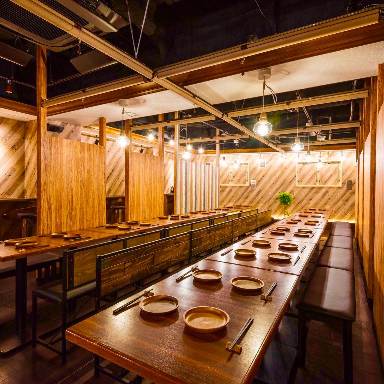 個室 肉ト魚 居酒屋 新 Arata 三宮本店 詳細 周辺情報 Navitime Travel