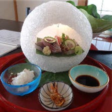 ◆旬の食材で作り上げる本格日本料理