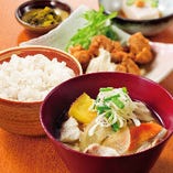 【お奨め】
日替わり 豚汁定食