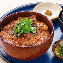 【お奨め】
鹿児島黒豚 炭火焼丼