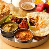 自慢のインド料理を堪能ください！