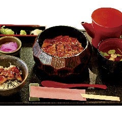 鰻のうな幸 館山本店