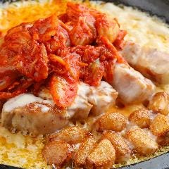 あと引く美味しさ「チーズサムギョプサル」！