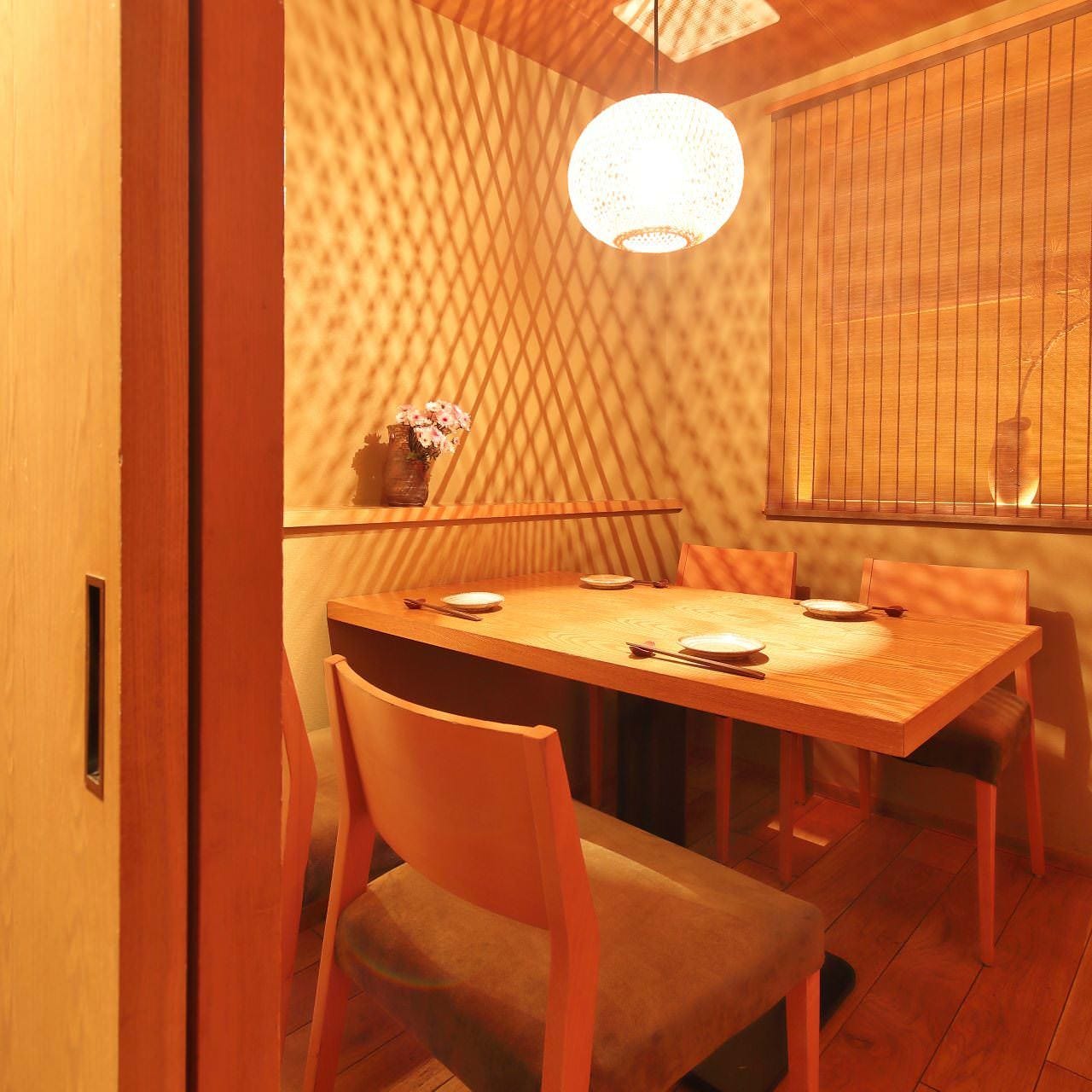 神楽坂 坂の花 コース 伊勢海老とズワイ蟹のしゃぶしゃぶを堪能 自慢の逸品フルコースの 旬の厳選食材コース 全15品 ぐるなび