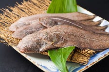 その日に仕入れる新鮮な魚