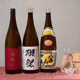 厳選の日本酒や焼酎、オリオンビールをはじめする多彩なドリンク