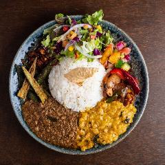 curry bar nidomi（ニドミ）