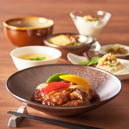 初台 ランチ 土曜日 日曜日のランチ おすすめ人気レストラン ぐるなび