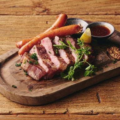 River Meat Market_上州麦豚 第8回T-1GP優勝 厚切りローストポーク&水上育風堂チョリソー盛り