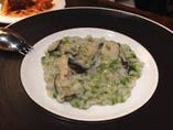 広島県産牡蠣と生海苔のコクと旨みのクリームリゾット　