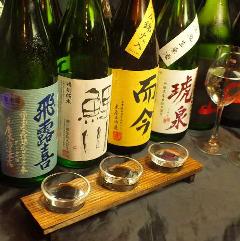 日本酒バル 新家 