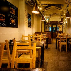 テーブルは自由自在にレイアウト変更可能です♪