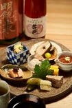 京都老舗料亭出身の料理長荒巻吉男による酒肴を超えた本格料理
