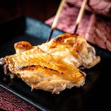 『奥州美鶏』の大手羽串（1本）【タレ・塩・味噌ダレ】