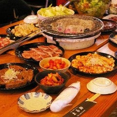 秩父ホルモン協会直営 秩父ホルモン焼肉 まる助 川越店