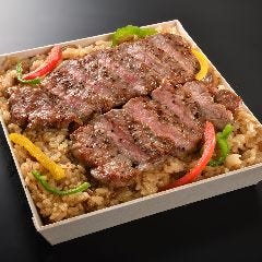 シーフードレストラン メヒコ 有明店_&larr;お持ち帰りのステーキピラフ折詰