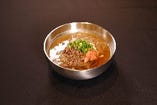 冷麺（自家製スープ、キムチ、もやしナムル、ミンチ）