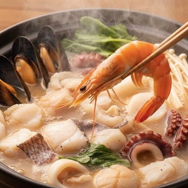 新橋ばる_【2時間半飲み放題付き】和食とバル料理を融合させた『新橋ばる創作鍋コース』全9品 4,980円