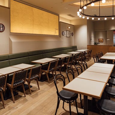 シュマッツ・コクーンシティ店_ご宴会向きテーブル席