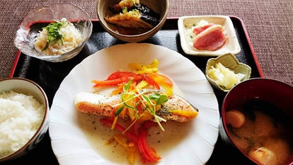 ゆったり個室 三木 小野の居酒屋でおすすめ 人気の完全個室 ソファー席など ぐるなび