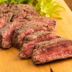 低温調理のお肉はボリューム満点♪