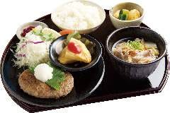 和彩旬彩 うおまん 尼崎キューズモール店_和風ハンバーグ定食(オムレツ付き)【土日祝限定】