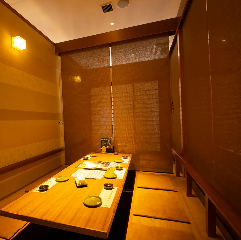 和彩旬彩 うおまん 尼崎キューズモール店_掘りごたつ席のお座敷個室