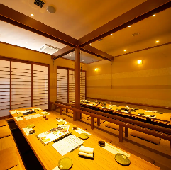 和彩旬彩 うおまん 尼崎キューズモール店_24名様までの掘りごたつ席の個室