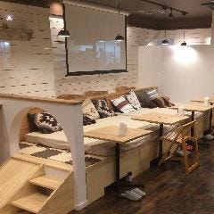 生ハム無料 tsumugi cafe＆bar 