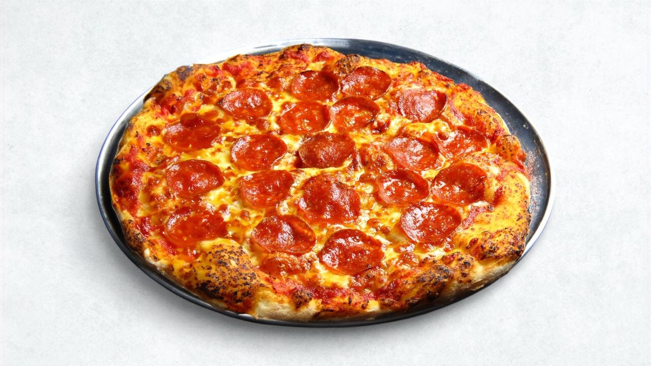 NY Pizza ＆ Wings by PHOENIX(ニューヨークピザアンドウィングスバイフェニックス)（札幌大通・狸小路/ピザ） - 楽天ぐるなび