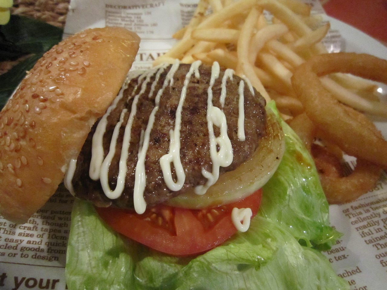 Burgershop H S バーガーショップエイチアンドエス 恩納村 読谷 北谷 カフェ ぐるなび