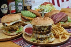 Burgershop H S バーガーショップエイチアンドエス 恩納村 読谷 北谷 カフェ ぐるなび Burgershop H S バーガーショップエイチアンドエス 恩納村 読谷 北谷 カフェ ぐるなび