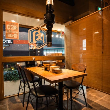 ホルモン焼肉酒場 牛ぎゅう_【半個室】テーブル席(2~4名様×6部屋)