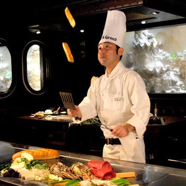 キャプテンズイン 東町店_ライブ感のあるパフォーマンスが魅力