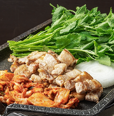 【韓国で大人気】ミナリサムギョプサル